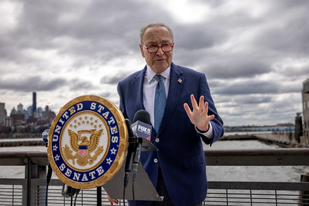 Schumer’s ‘Apprentice’ praise of Trump goes viral: ‘Going to go places ...