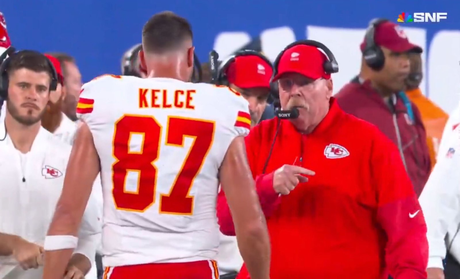 Travis Kelce gets into heated exchange with coach Andy Reid during