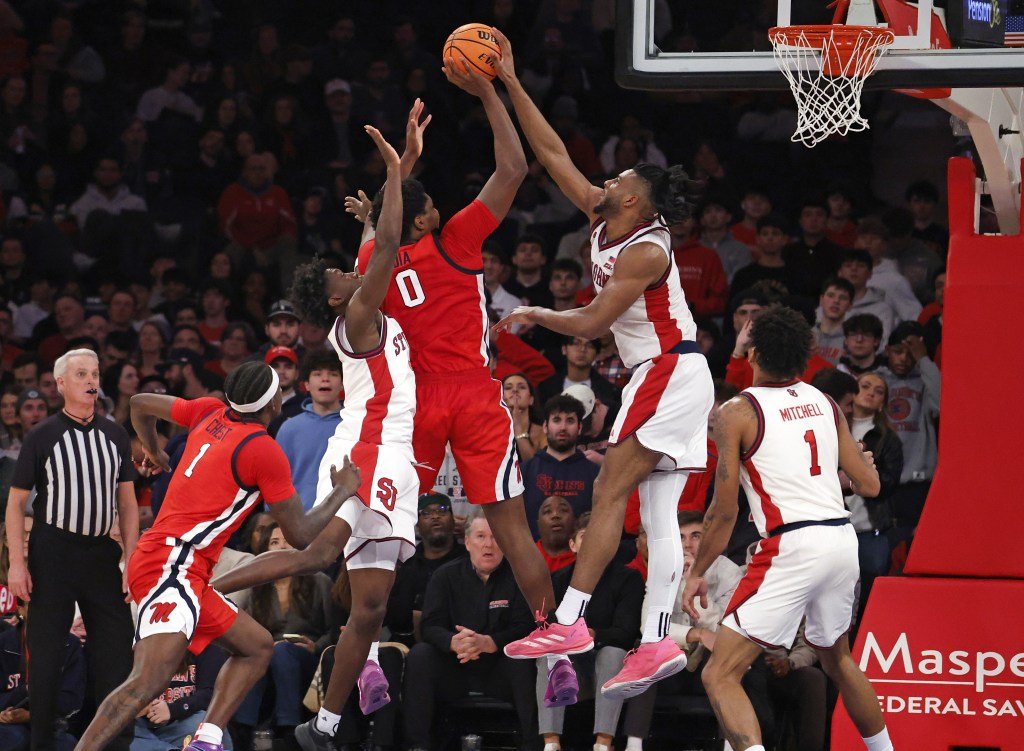 St. John’s Zuby Ejiofor blocks eight shots in dominant defensive effort ...