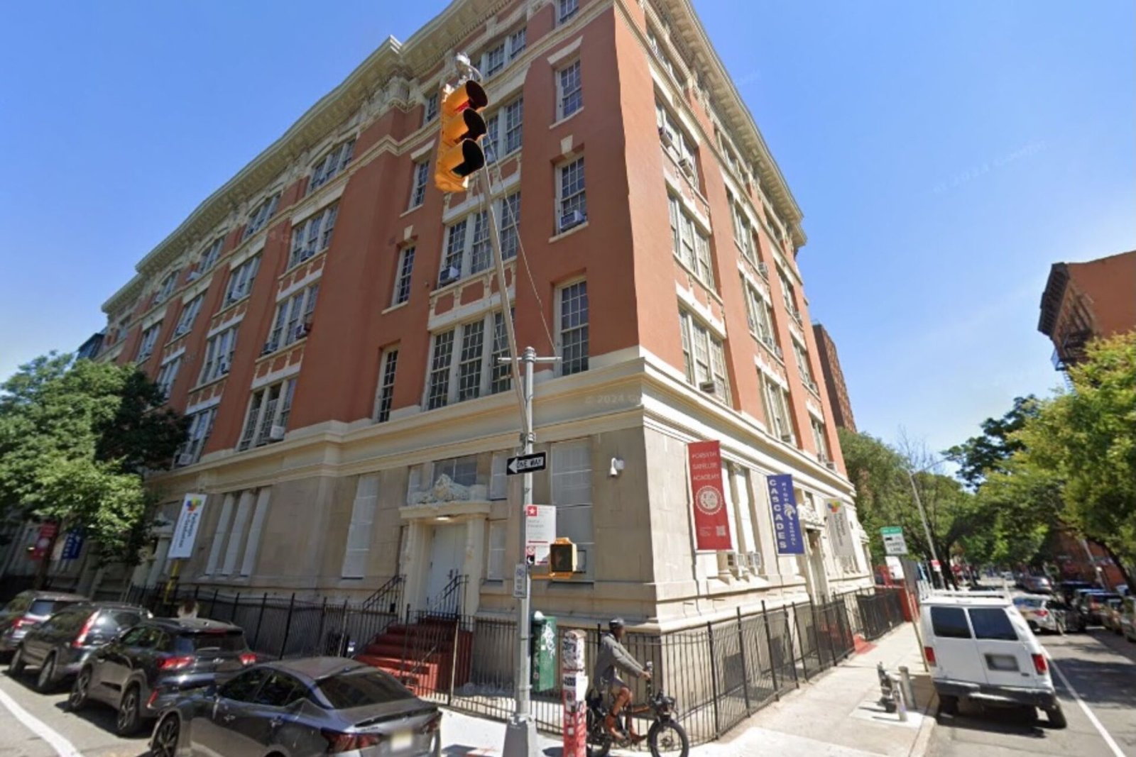 Teen boy caught with loaded gun in NYC school arrested: cops - New York ...
