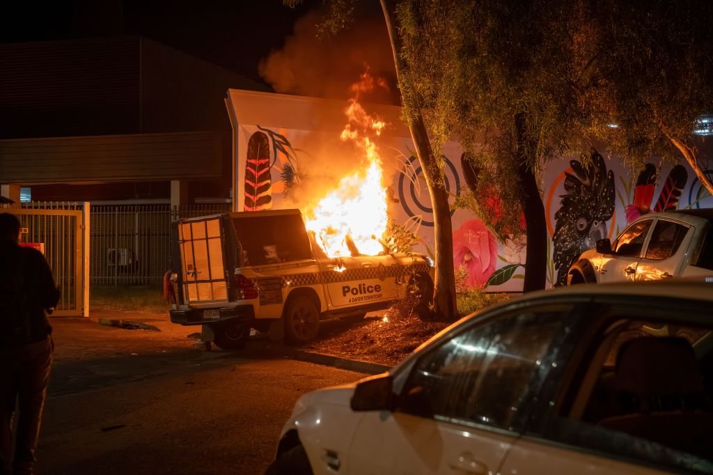 Hoylake Riots Riot erupts over Australian Indigenous girl’s suspected killer ...